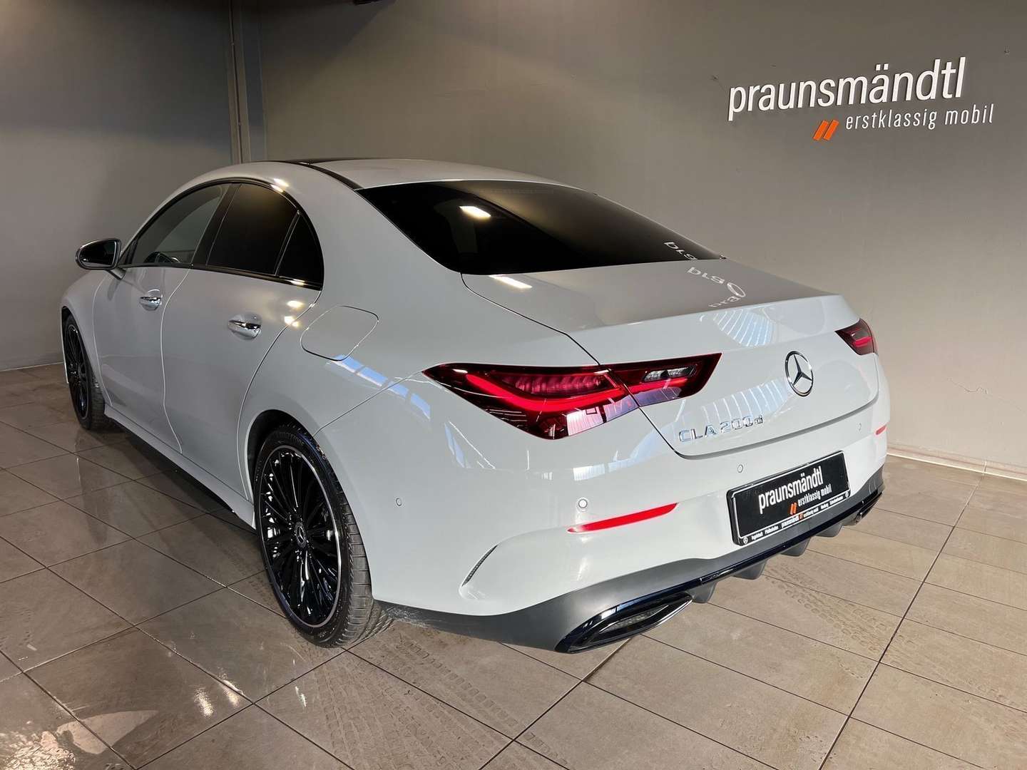 Mercedes CLA 200 Night Edition - 2026 - Joinsteer - #1