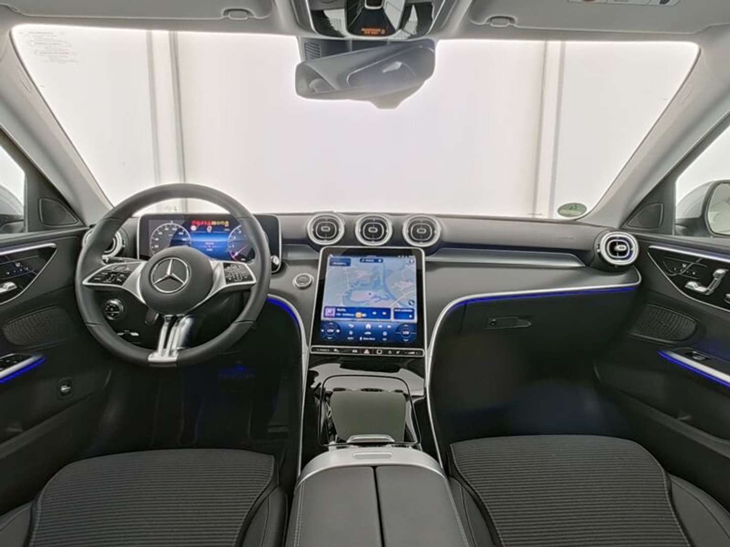 Mercedes Classe C 180 AVANTGARDE - 2025 - Joinsteer - #4