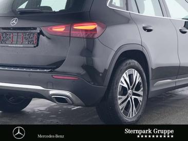 Mercedes GLA 180 Progressive — photo 4