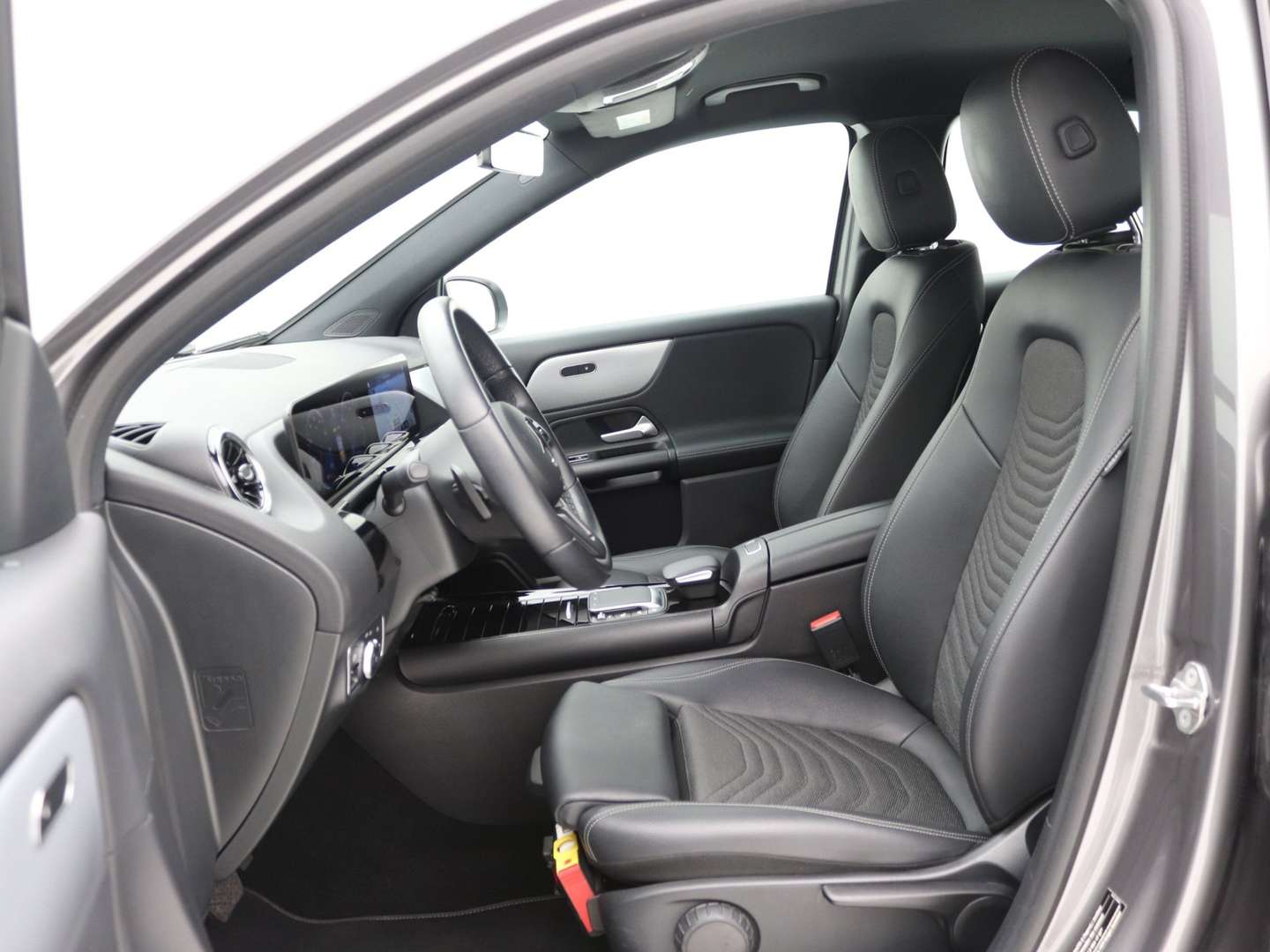 Mercedes GLA 180 Business Line - 2022 - Joinsteer - #9