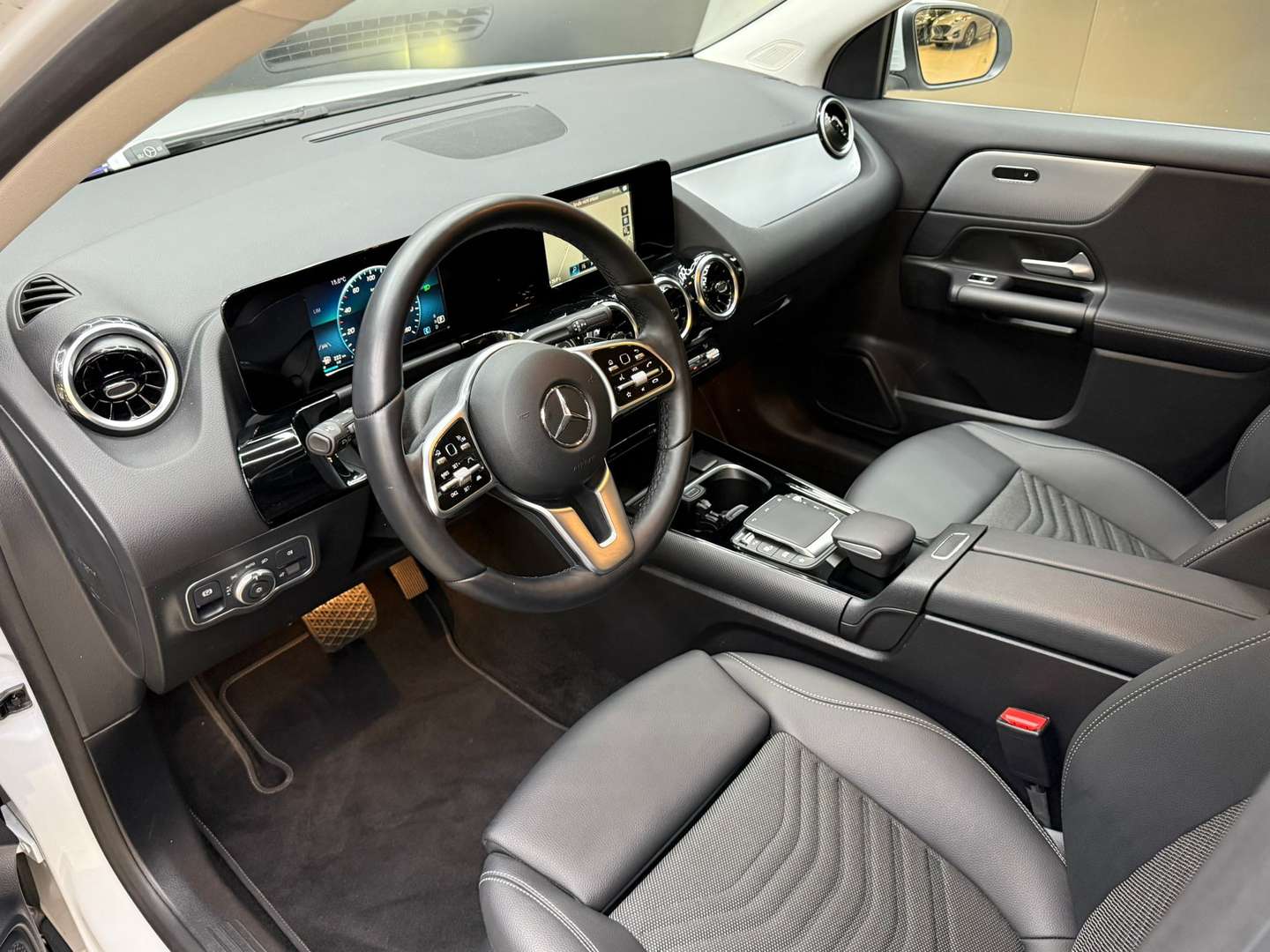 Mercedes GLA 200 Business - 2023 - Joinsteer - #11