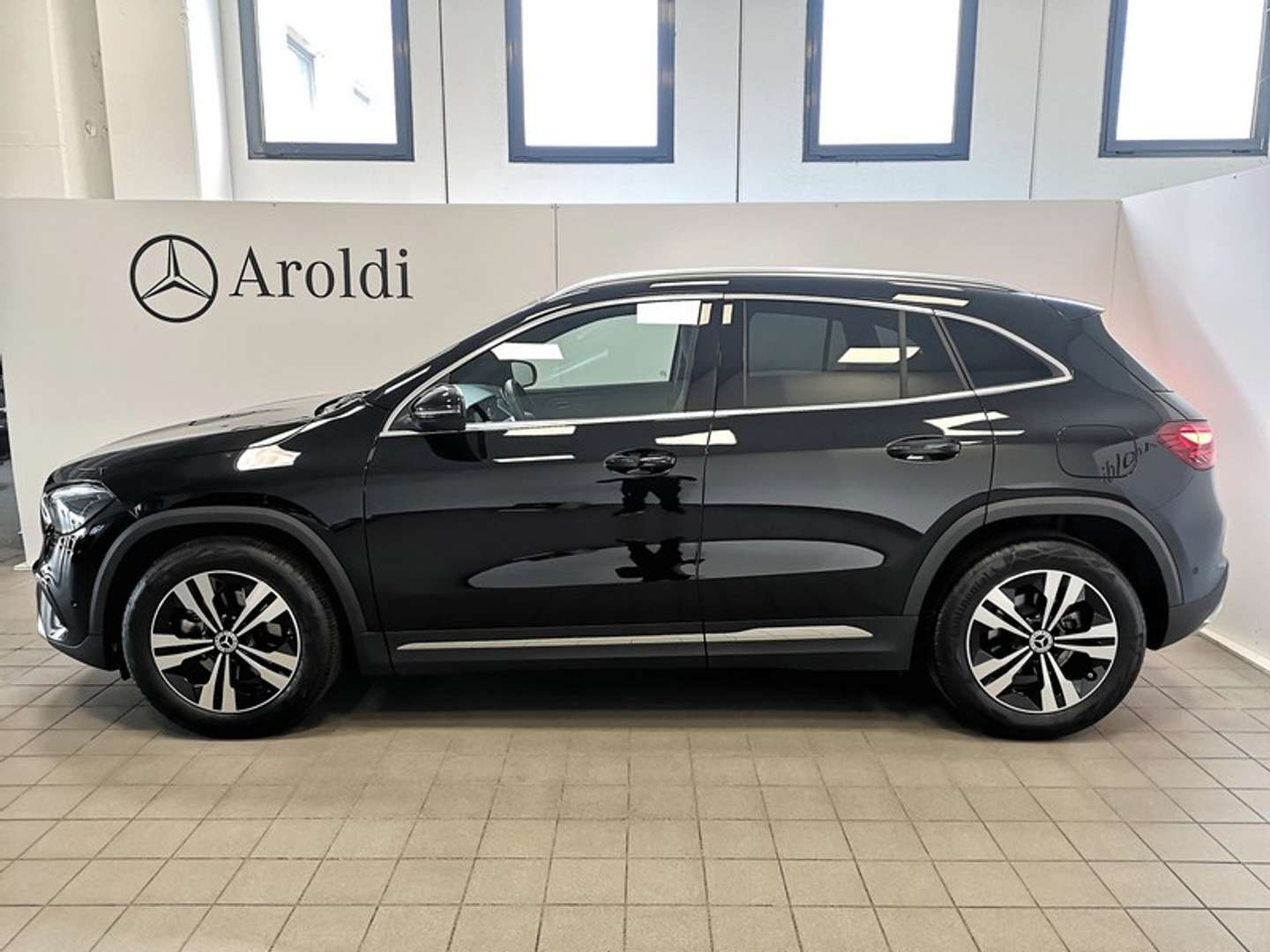 Mercedes GLA 180 AMG Line - 2025 - Joinsteer - #2