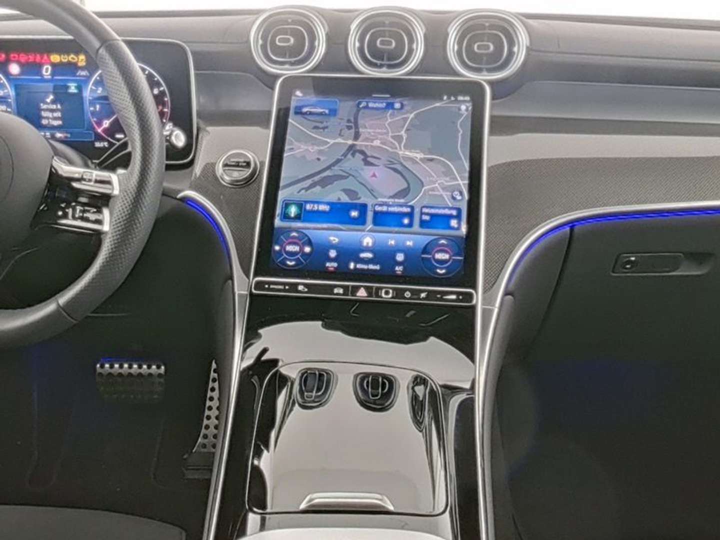 Mercedes GLC Coupé 300 Premium - 2024 - Joinsteer - #4