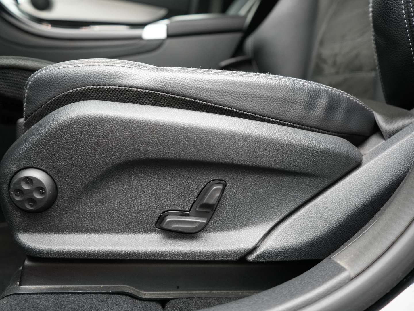 Mercedes GLC 300 Premium+ - 2022 - Joinsteer - #11
