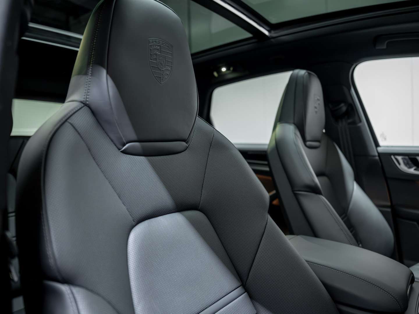 Porsche Cayenne III E-Hybrid Black Edition - 2026 - Joinsteer - #26
