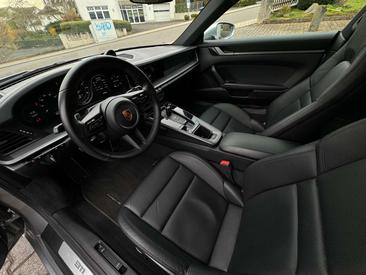 Porsche 992 I Carrera — photo 12
