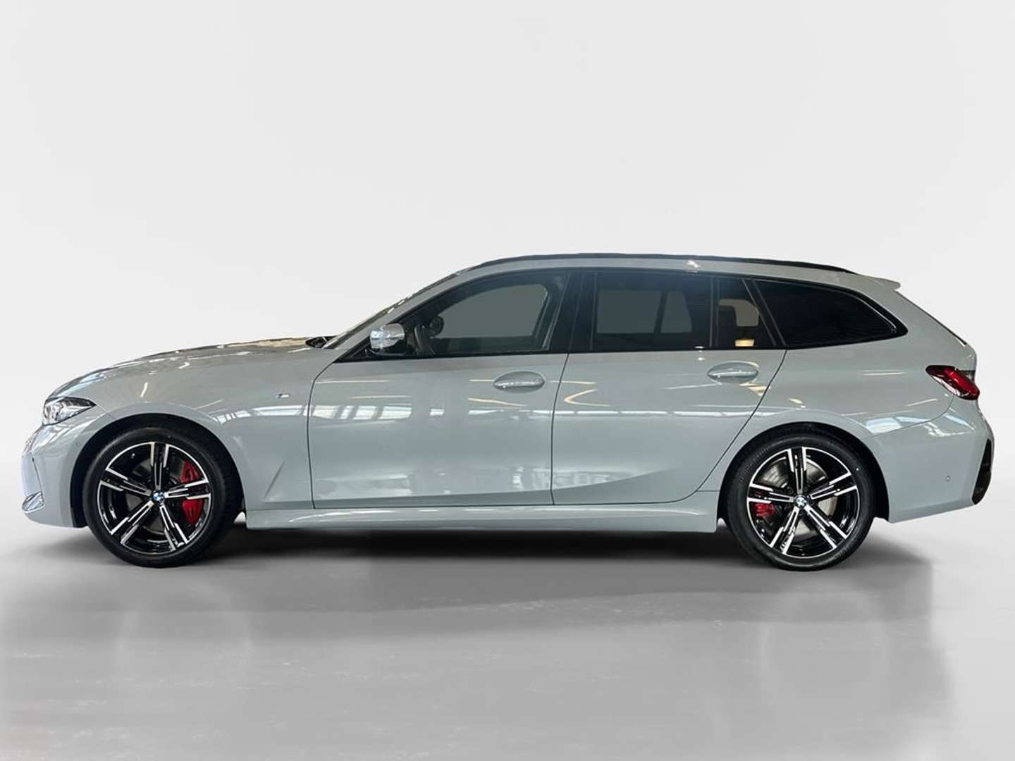 BMW 318 M Sport - 2025 - Joinsteer - #3