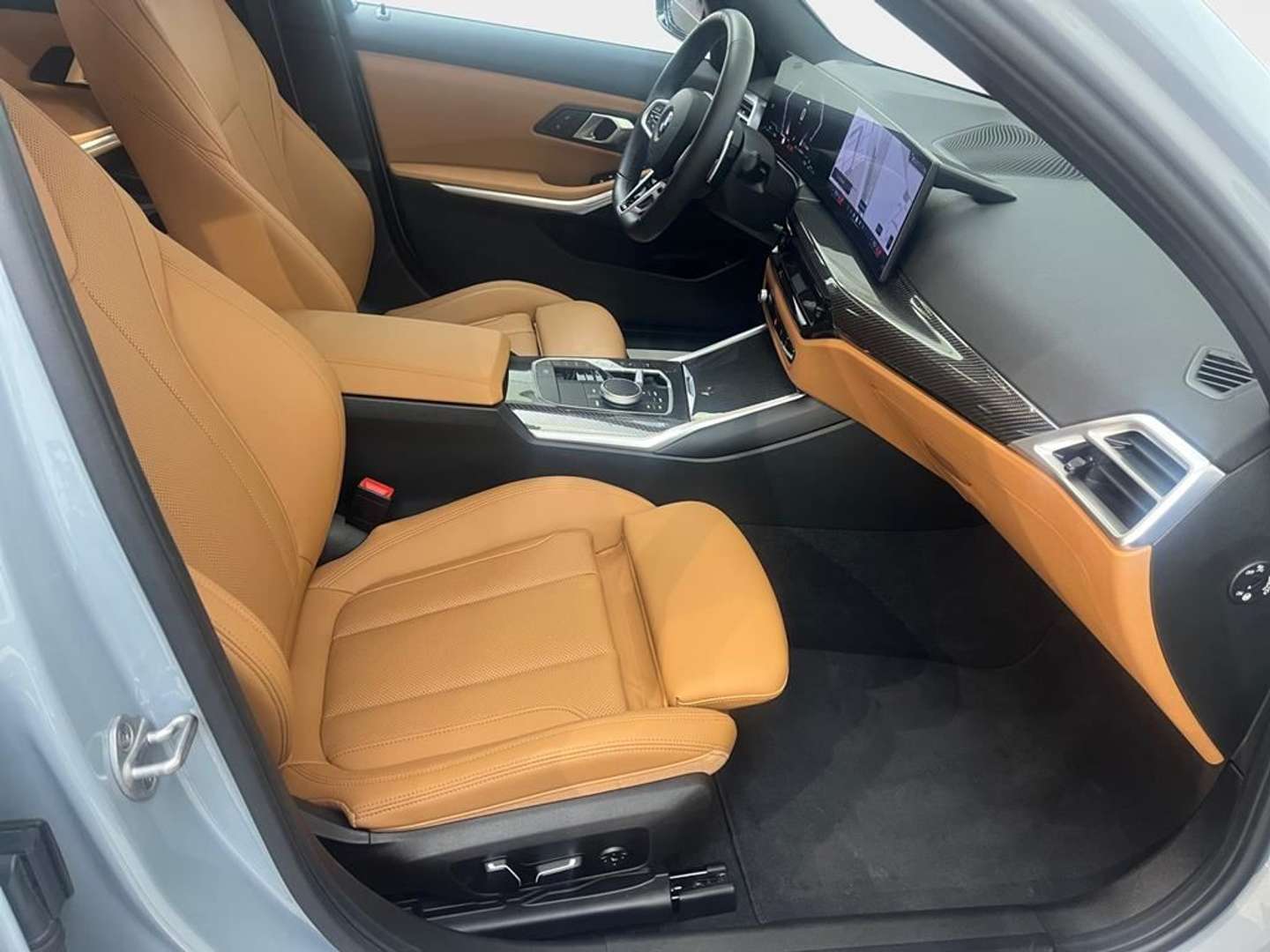 BMW 318 M Sport - 2025 - Joinsteer - #11