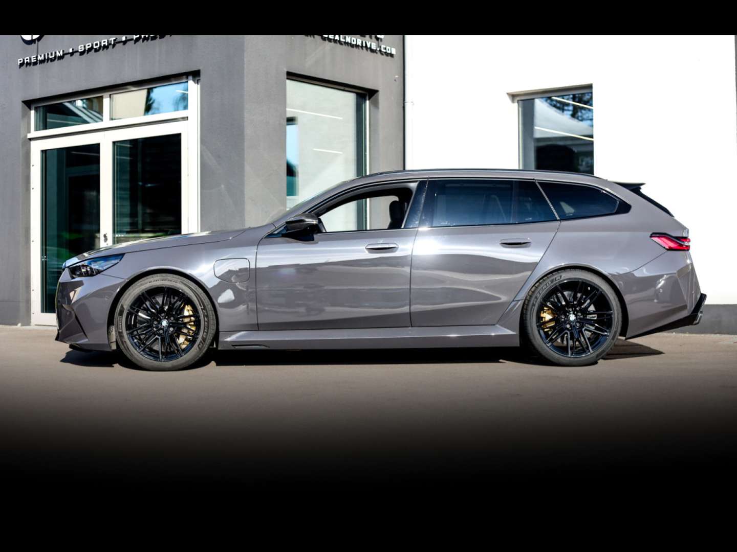 BMW M5 Touring Individual - 2025 - Joinsteer - #2