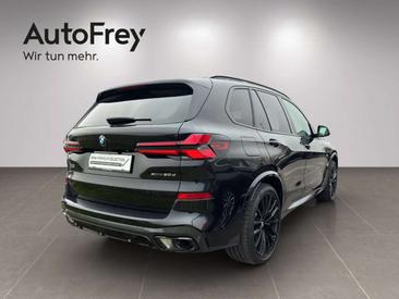 BMW X5 XDrive30d — photo 2