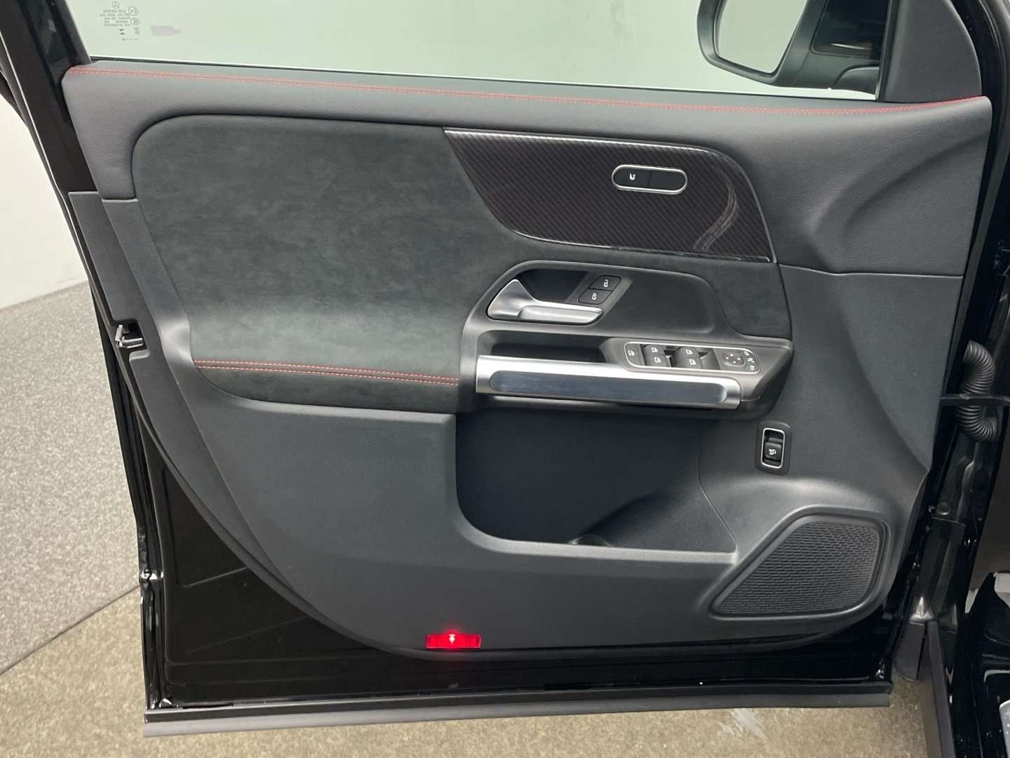 Mercedes GLB 200 AMG Line - 2024 - Joinsteer - #13
