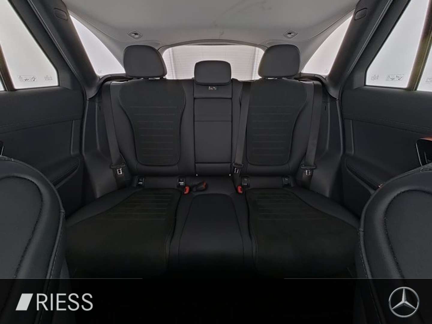 Mercedes GLC 300 AMG Line - 2024 - Joinsteer - #5