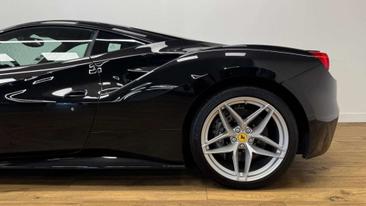 Ferrari 488 GTB — photo 5