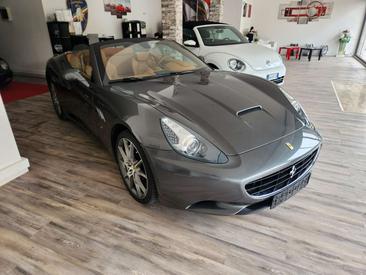 Ferrari California — photo 10