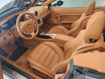Ferrari California — photo 11