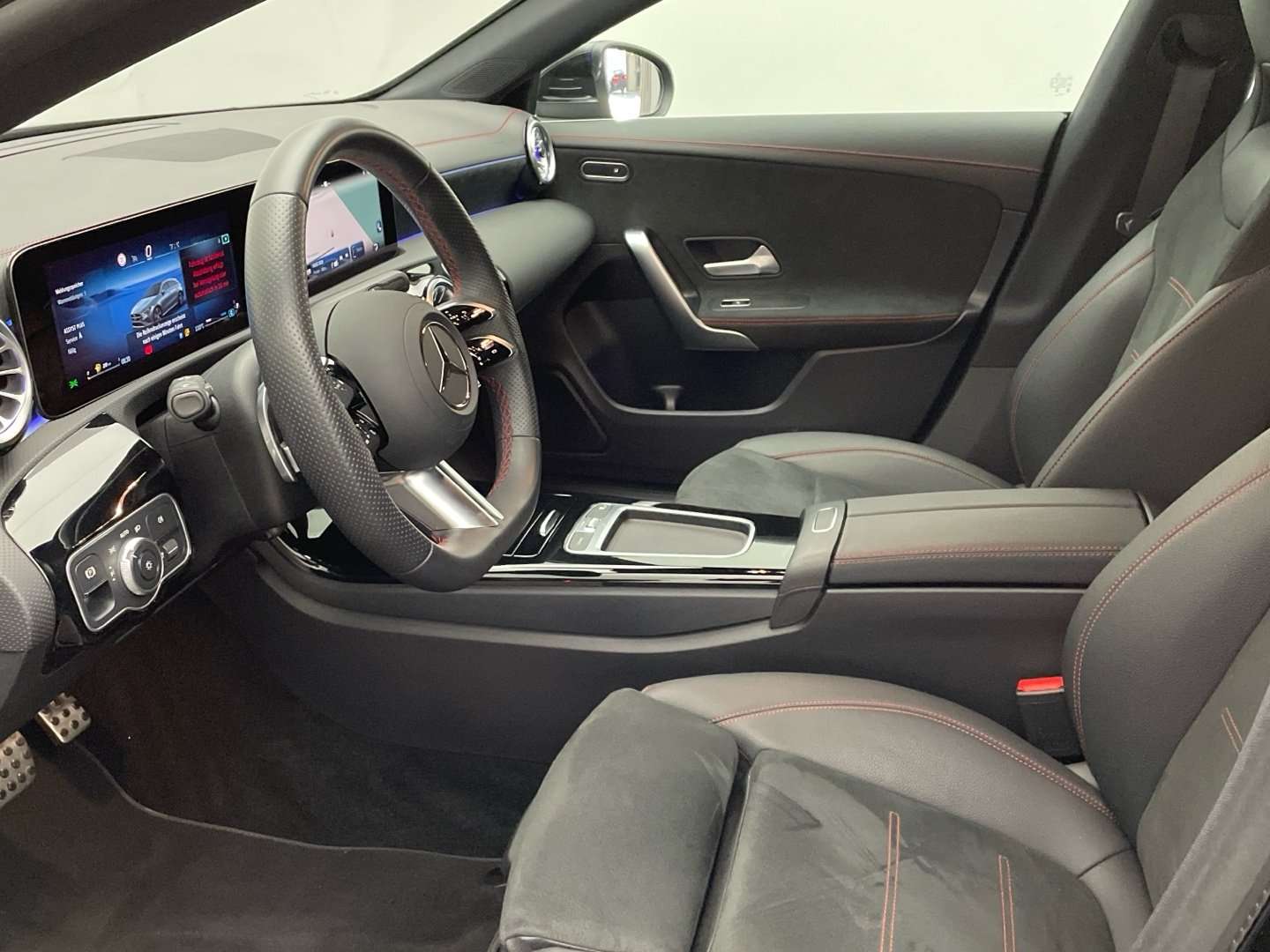 Mercedes CLA 180 AMG Line - 2024 - Joinsteer - #10