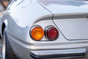 Ferrari 365 GTB4 — photo 25