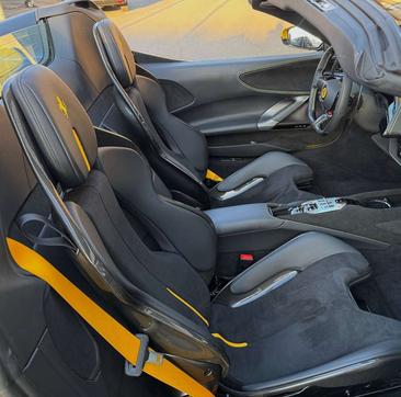 Ferrari SF90 Spider — photo 9