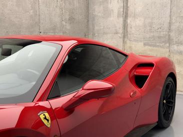 Ferrari 488 GTB — photo 4