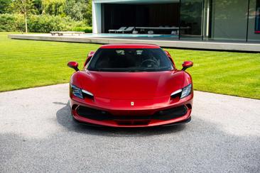 Ferrari 296 GTB — photo 2