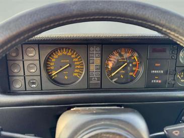 Ferrari Mondial 3.2 — photo 14