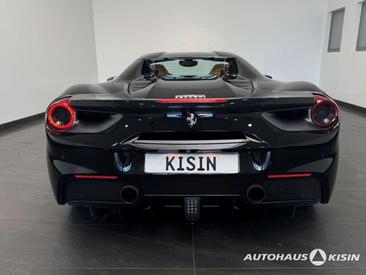 Ferrari 488 — photo 6