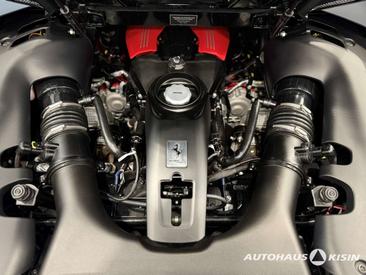 Ferrari 488 — photo 14