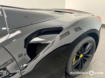 Ferrari 488 — photo 17