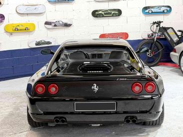 Ferrari F355 — photo 4