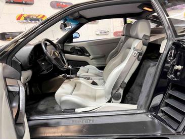 Ferrari F355 — photo 10