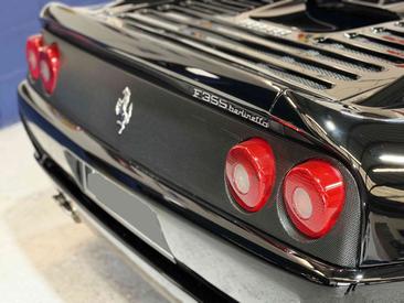 Ferrari F355 — photo 22