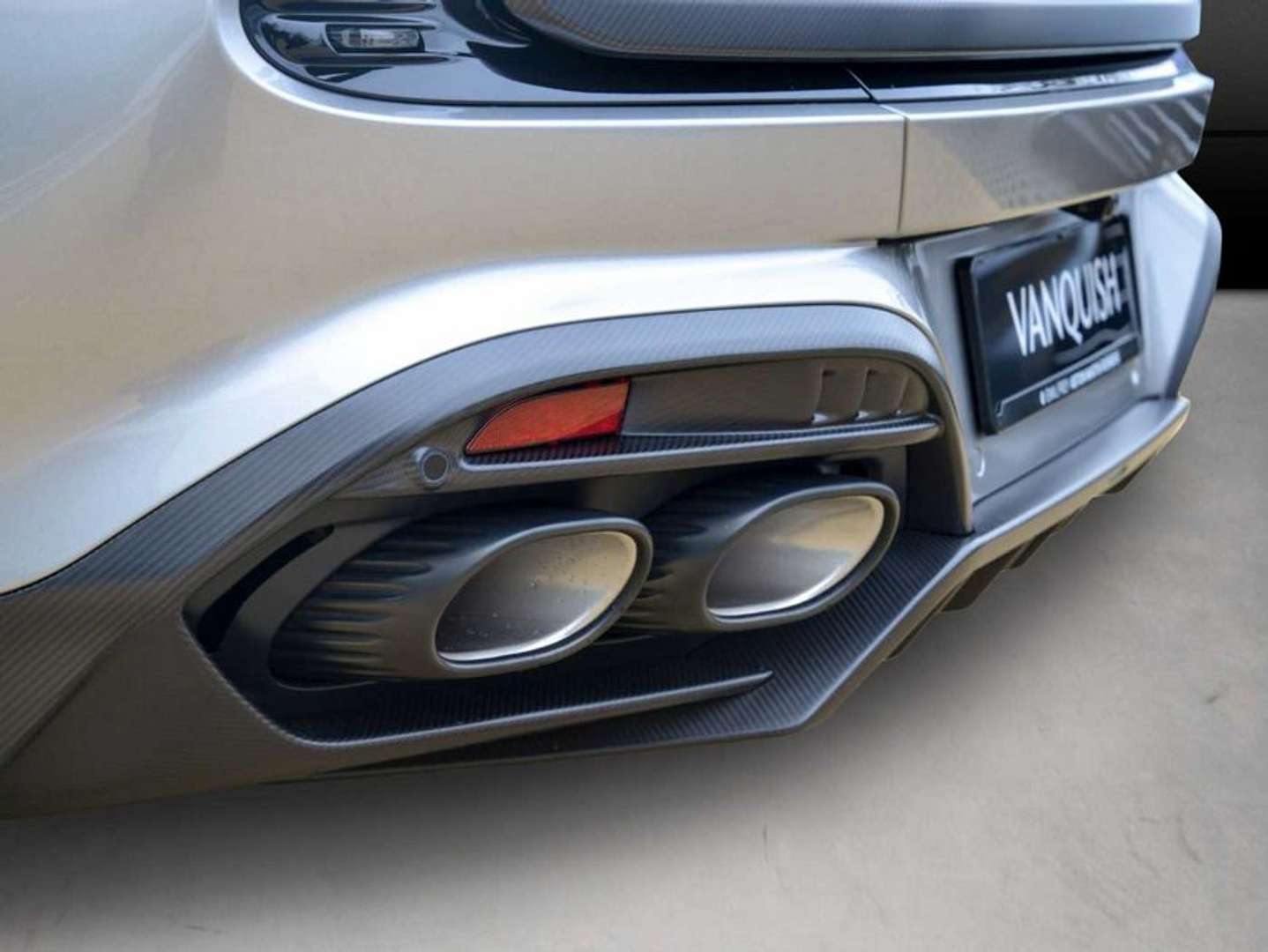 Aston Martin Vanquish Coupé - 2025 - Joinsteer - #7