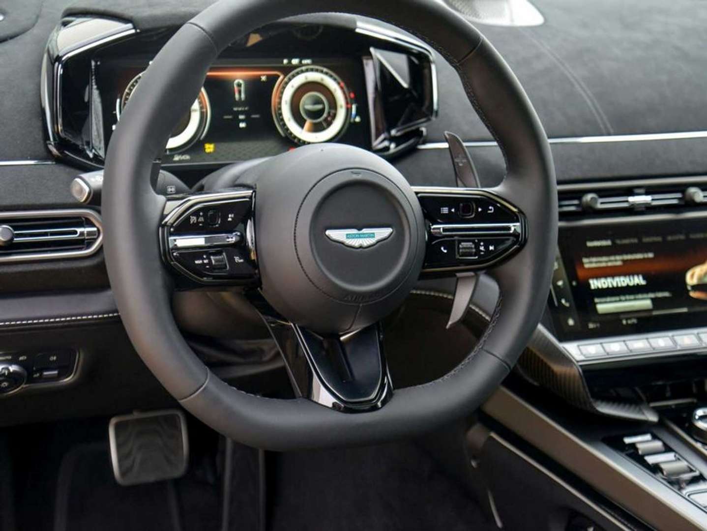 Aston Martin Vanquish Coupé - 2025 - Joinsteer - #10