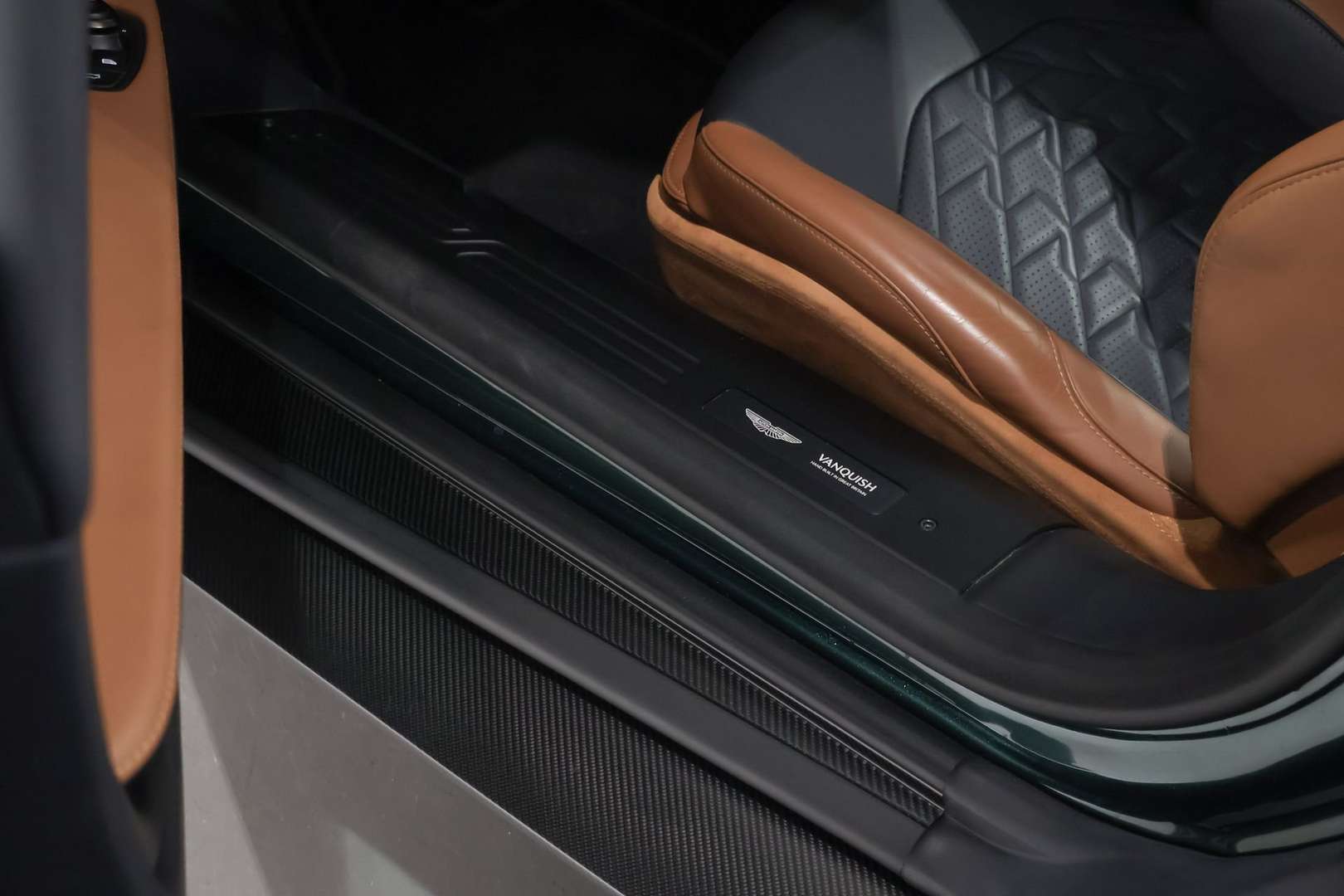 Aston Martin Vanquish 5.2 V12 - 2025 - Joinsteer - #18