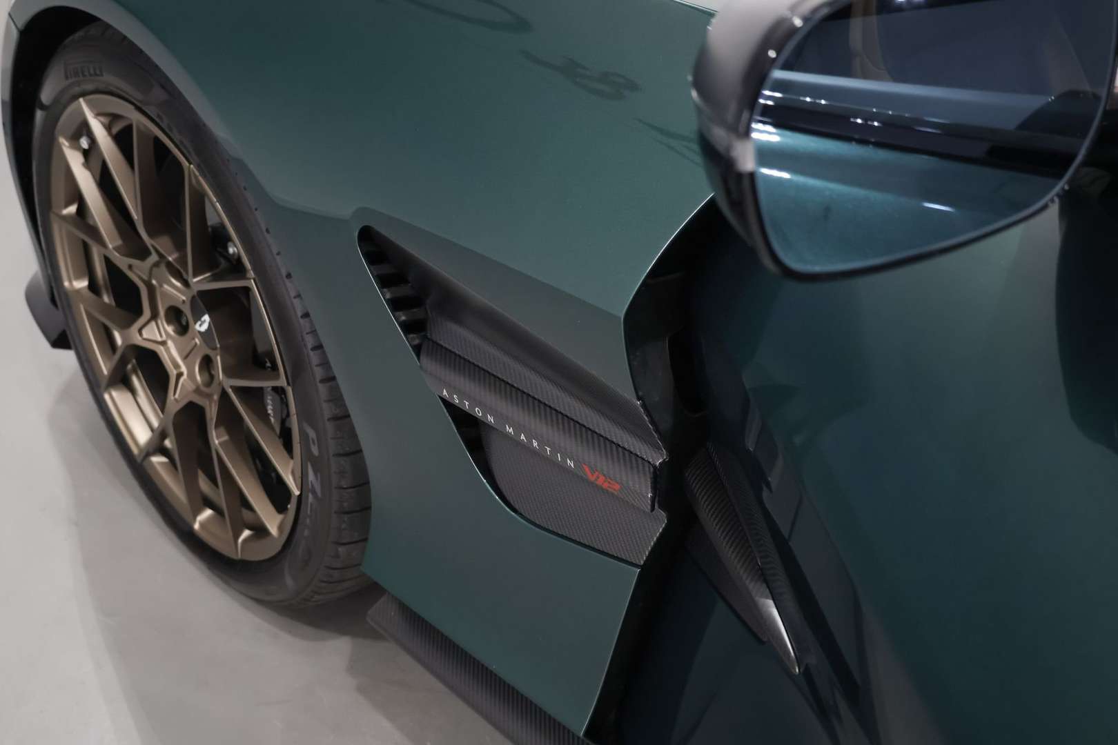 Aston Martin Vanquish 5.2 V12 - 2025 - Joinsteer - #19