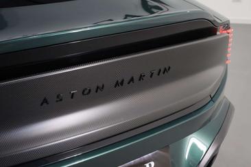 Aston Martin Vanquish 5.2 V12 — photo 20
