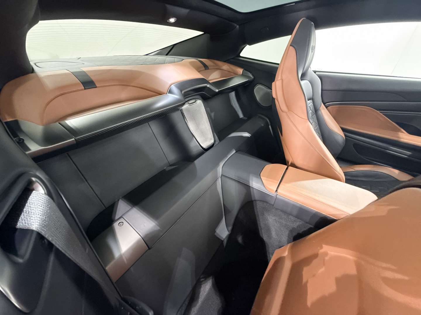 Aston Martin Vanquish 5.2 V12 - 2025 - Joinsteer - #25