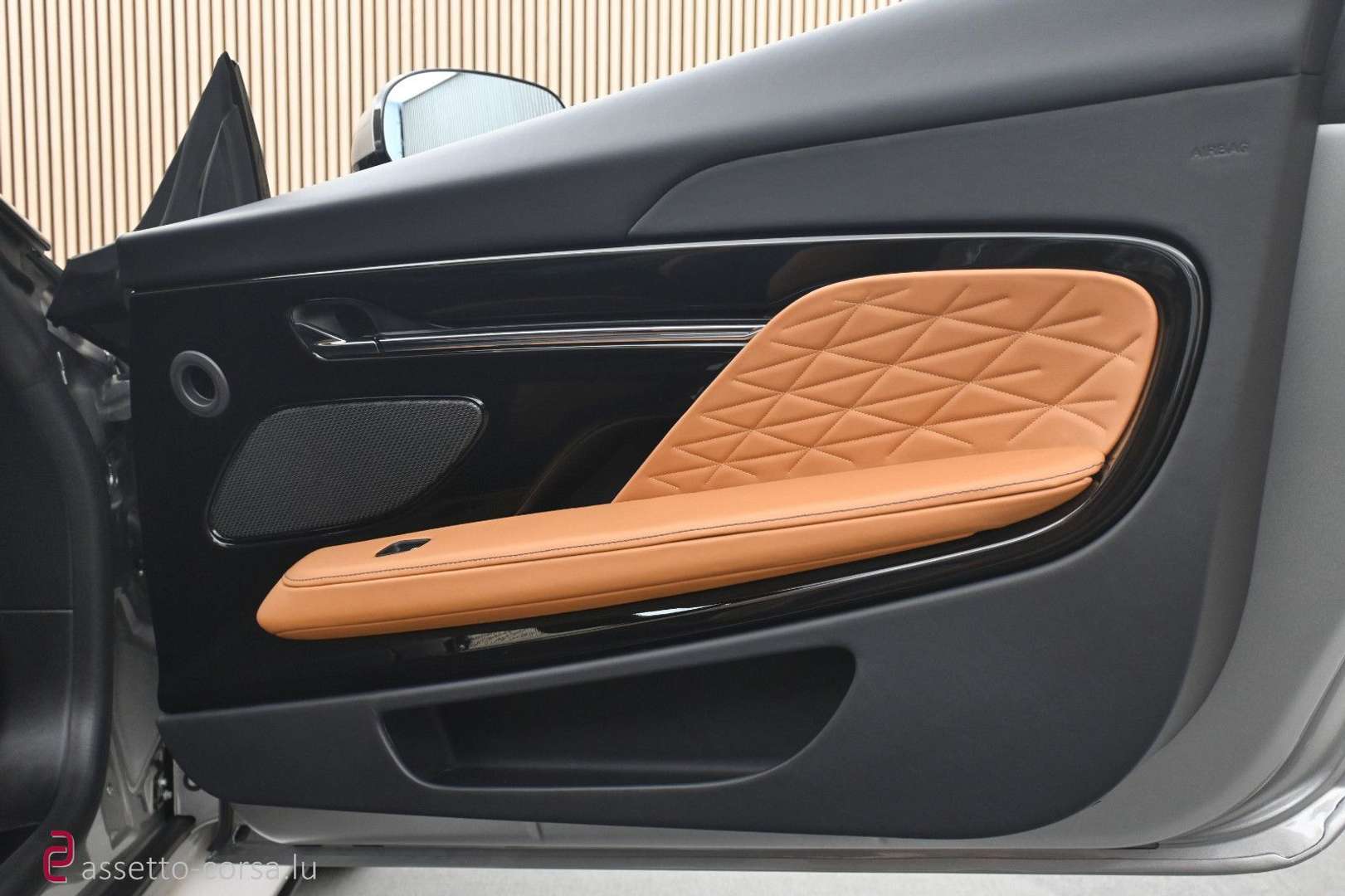 Aston Martin DB12 Volante - 2024 - Joinsteer - #37