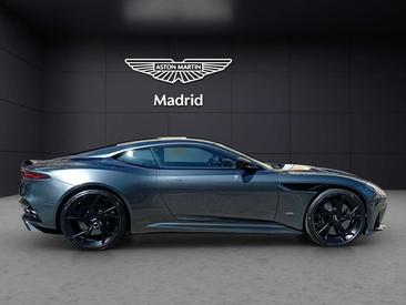 Aston Martin DBS Superleggera — photo 5
