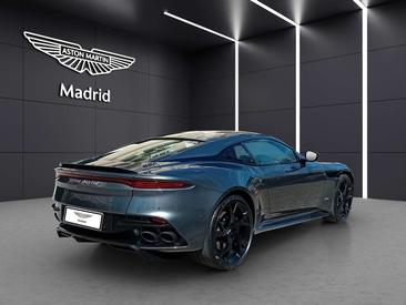 Aston Martin DBS Superleggera — photo 7