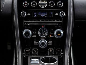 Aston Martin Rapide 6.0 V12 — photo 7