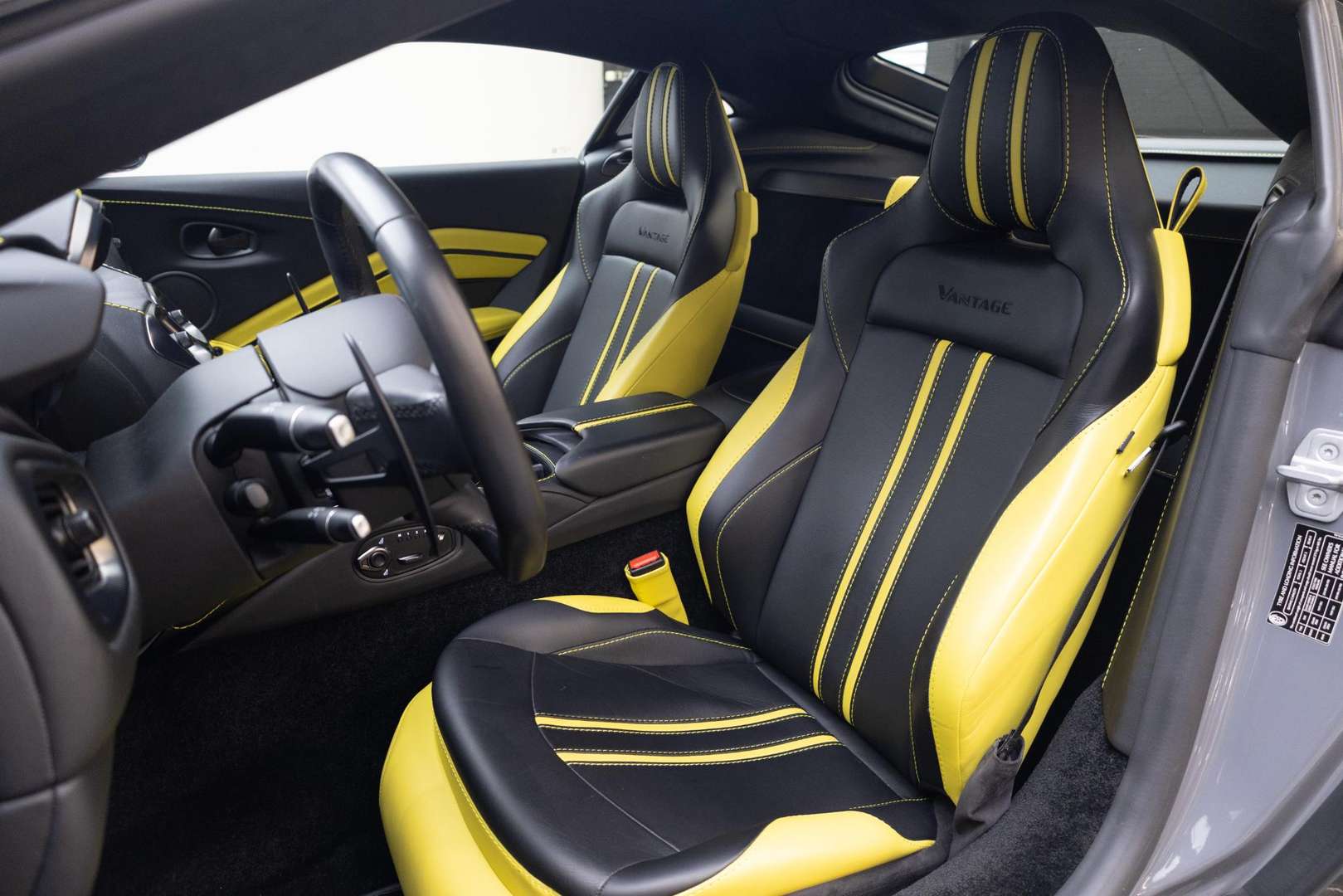 Aston Martin Vantage 4.0 V8 - 2019 - Joinsteer - #13