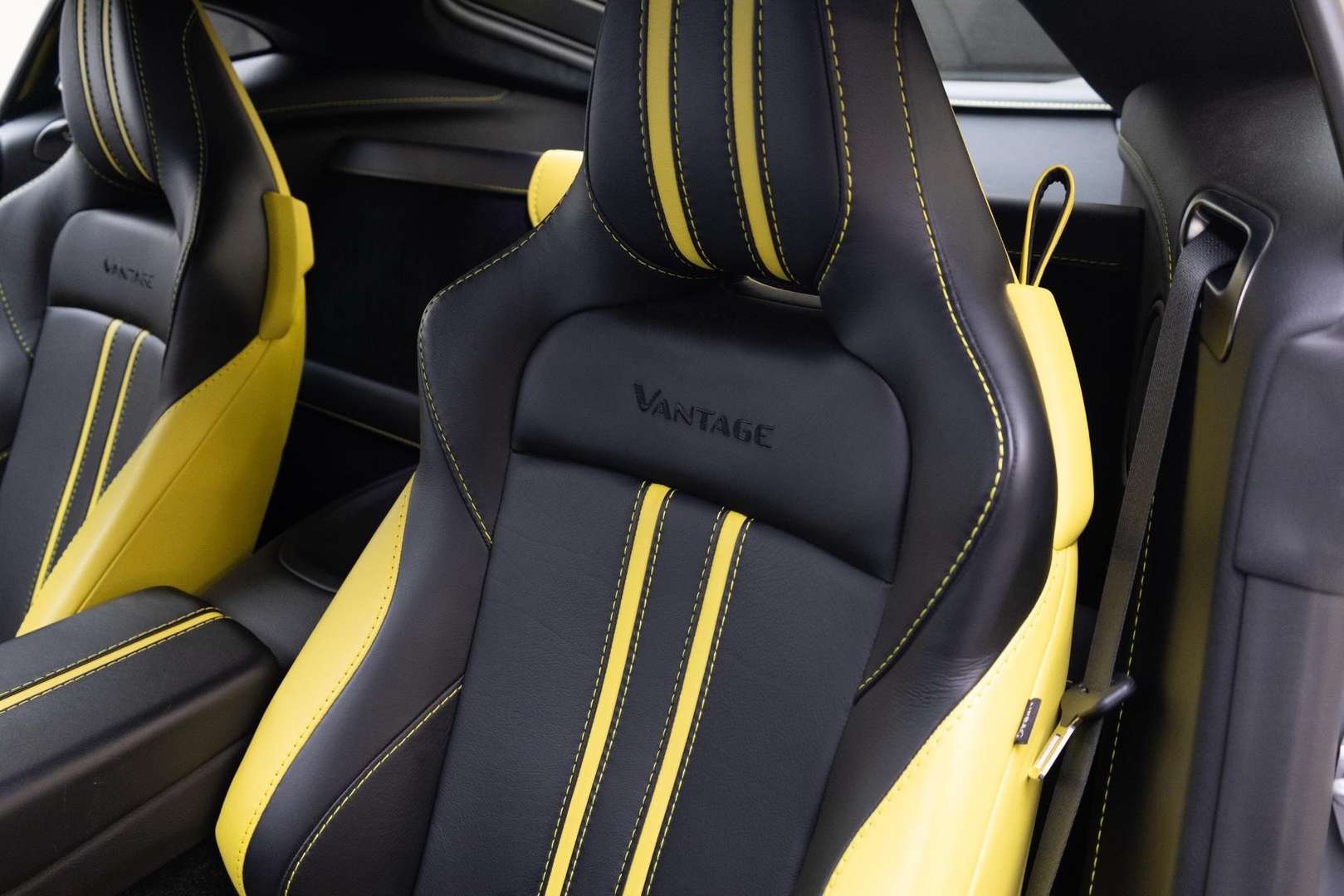 Aston Martin Vantage 4.0 V8 - 2019 - Joinsteer - #14