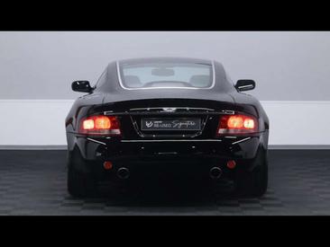 Aston Martin Vanquish 5.9 V12 — photo 5