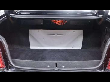 Aston Martin Vanquish 5.9 V12 — photo 7