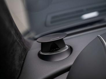 Aston Martin Rapide 6.0 V12 — photo 18