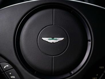 Aston Martin Rapide 6.0 V12 — photo 22