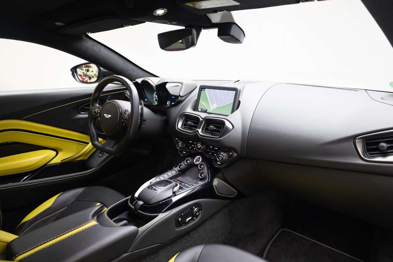 Aston Martin Vantage 4.0 V8 - 2019 - Joinsteer - #23