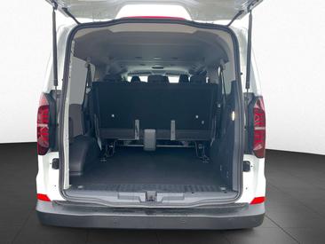 Volkswagen Multivan Kombi Elektro — photo 3