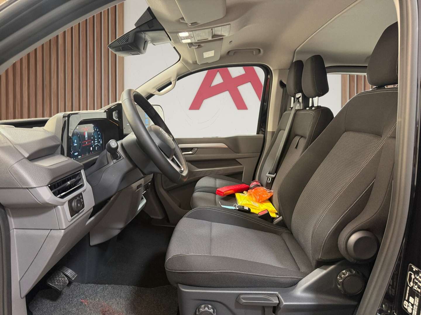 Volkswagen Transporter Dubbele Cabine Lang TDI - 2026 - Joinsteer - #12